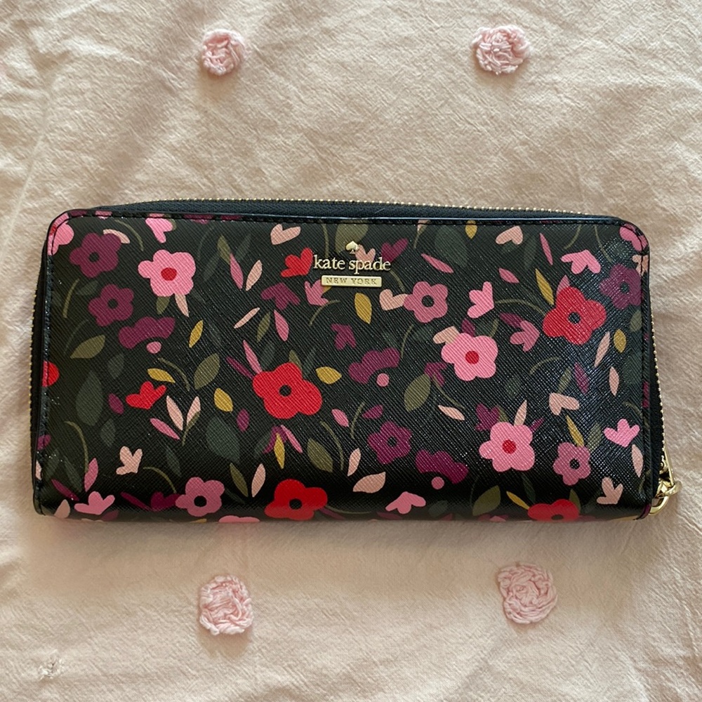 Kate spade wallet